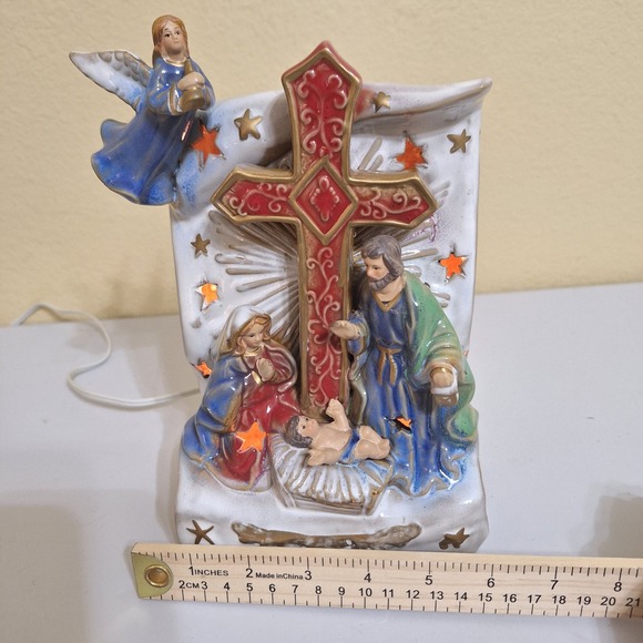 Night Light Plug In Ceramic Cross Nativity Scene  Hand painted Kirkland's 9" - Picture 9 of 9